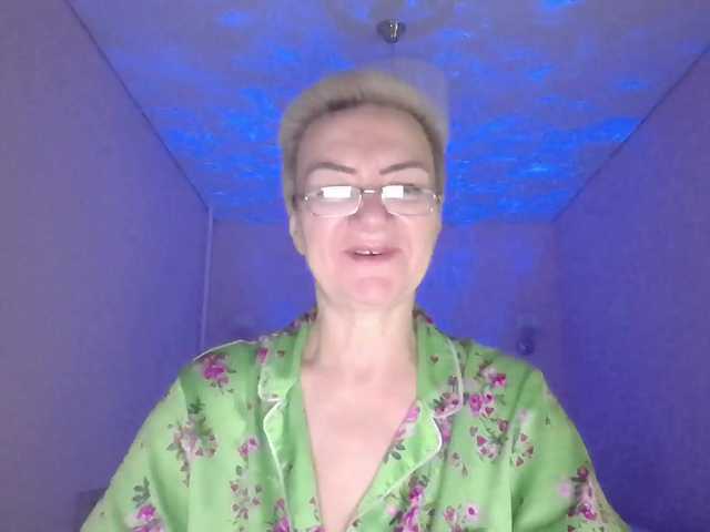 Lähettää kuvakaappauksia TheCryptoQueen