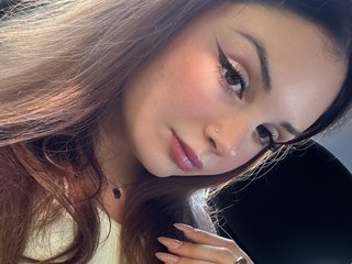 Eroottinen videokeskustelu theprettyex