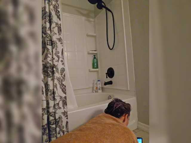 Lähettää kuvakaappauksia ThongsNBongs