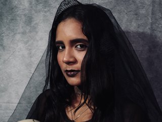 Eroottinen videokeskustelu tiana-glow
