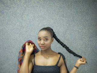 Eroottinen videokeskustelu TianaRousel