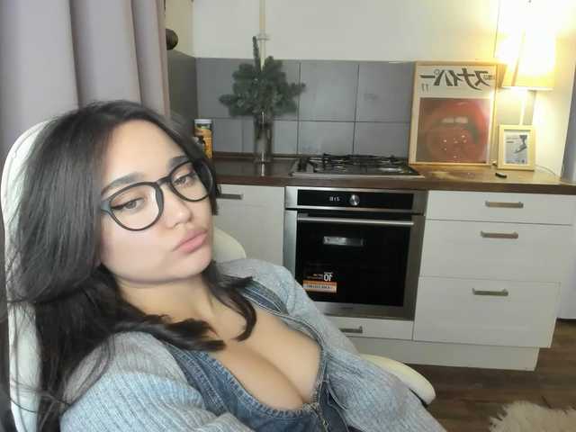 Lähettää kuvakaappauksia Tiffffanyy