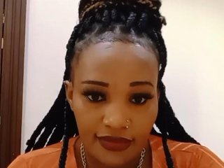 Eroottinen videokeskustelu Tiffyshi89