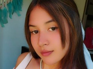 Eroottinen videokeskustelu tinibunny