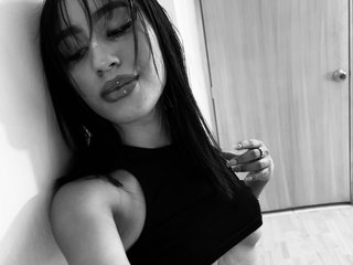 Eroottinen videokeskustelu tiny-sarah1