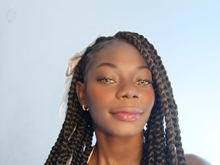 Eroottinen videokeskustelu tiny-sexy-ebony