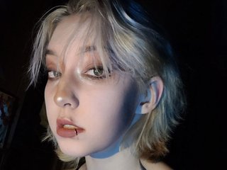 Eroottinen videokeskustelu tinymia