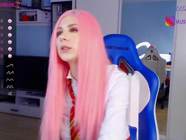 Lähettää kuvakaappauksia sleepy_moon