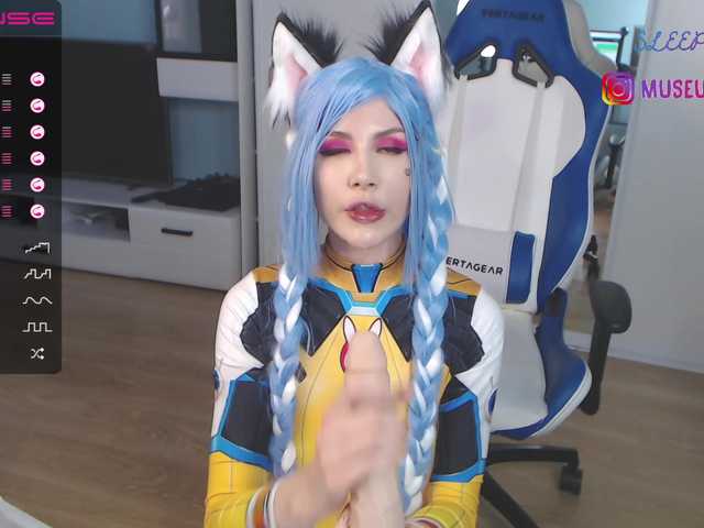 Lähettää kuvakaappauksia sleepy_moon