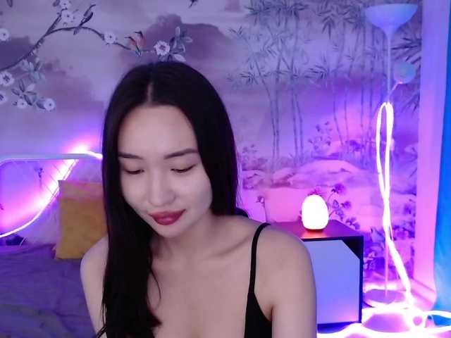 Kuvat TomikoMilo Have you ever tried royal blowjob or ever hear about this ? Ask me ! My fav vibe level 5,10,20,30,40,50, 66 it goes me crazy #asian #mistress #skinny #squirt #stockings
