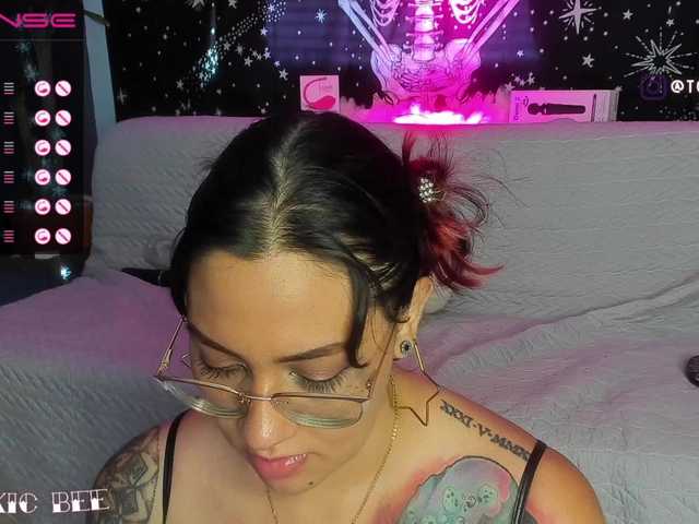 Kuvat CoralineBee Dont be rude. say Hi #bbw #tattooed #latina #Big