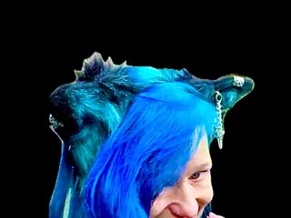 Eroottinen videokeskustelu ToxicDoll