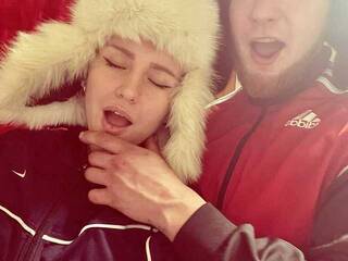 Eroottinen videokeskustelu Travelhub