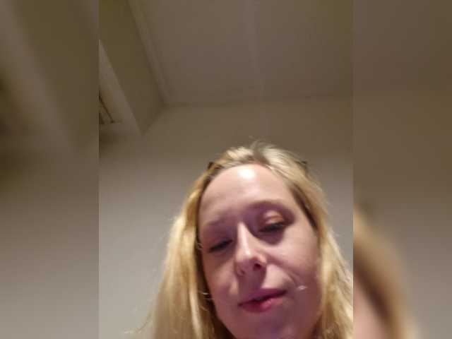 Lähettää kuvakaappauksia TrishaCute