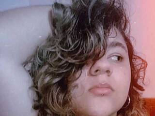 Eroottinen videokeskustelu tuti-lii