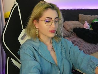 Eroottinen videokeskustelu TweetyCream