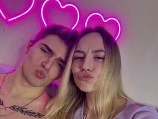 Eroottinen videokeskustelu TwinTurboCouple