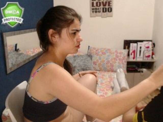 Lähettää kuvakaappauksia two-wolves