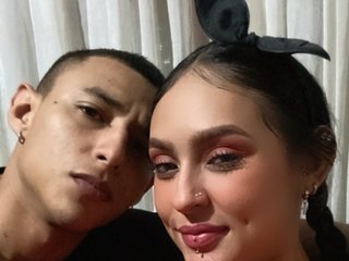 Eroottinen videokeskustelu Twohornyss