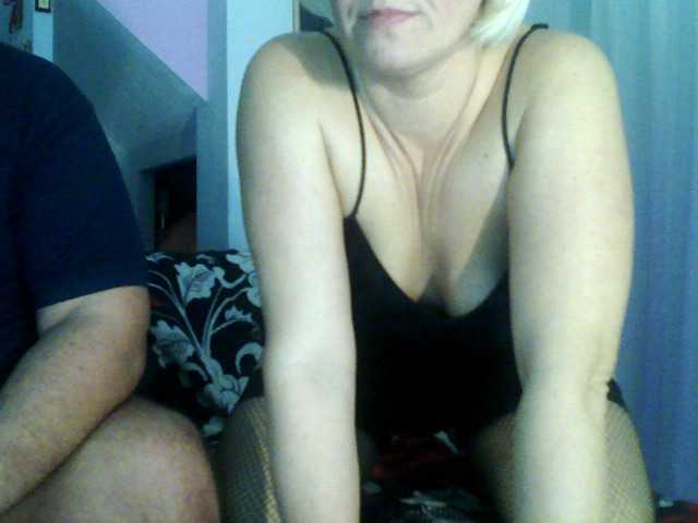 Lähettää kuvakaappauksia LuckyCouple3X