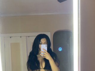 Eroottinen videokeskustelu UrinternetMJ