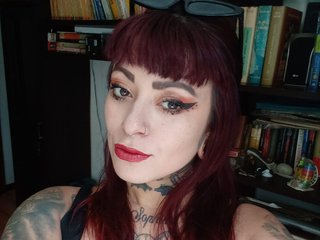 Eroottinen videokeskustelu UrsulaBeaumont