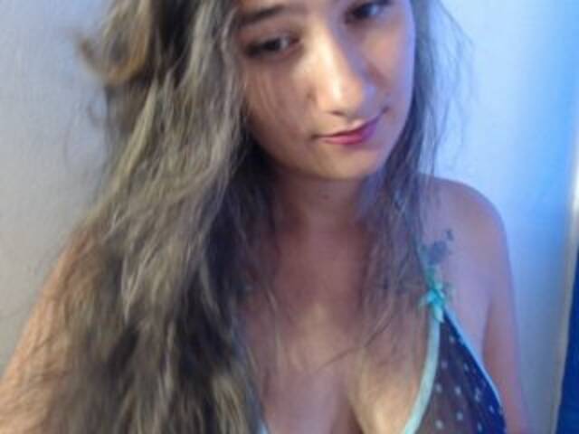 Lähettää kuvakaappauksia vaalentiinaa