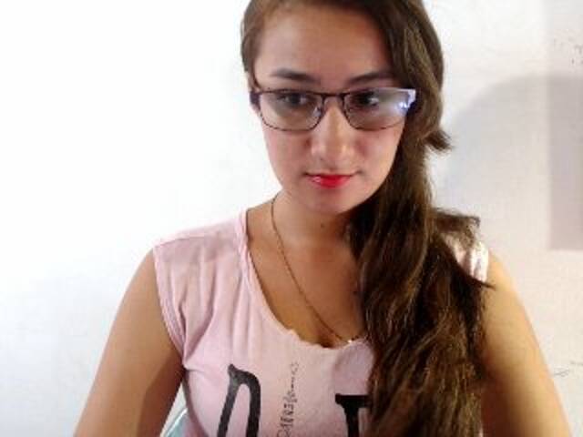 Lähettää kuvakaappauksia vaalentiinaa