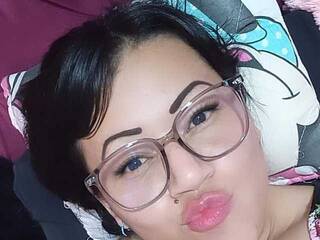 Eroottinen videokeskustelu valentina-jones