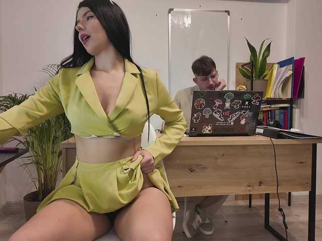 Lähettää kuvakaappauksia Valeria_xoxo
