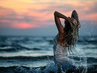 Eroottinen videokeskustelu Valerie-reyes