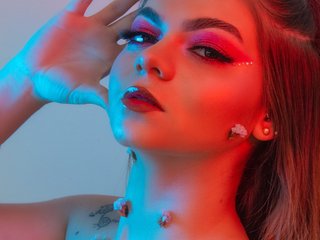 Eroottinen videokeskustelu ValkaRusso