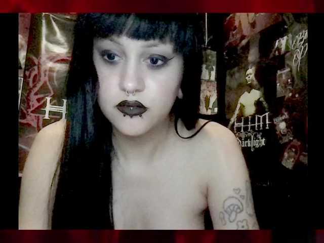 Lähettää kuvakaappauksia vampirevixen