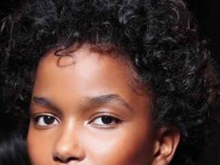 Eroottinen videokeskustelu VanessaBlack