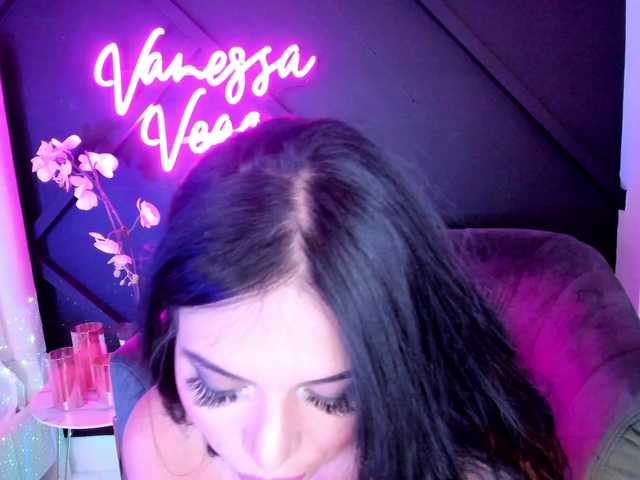 Kuvat VanessaVega follow me on ig @realvanessavegaCome have fun with me papi♥ random level 88 spank me 69 Like me 22♥ wave 122♥ #squirt #bigboobs #interactivetoy #teen #cum