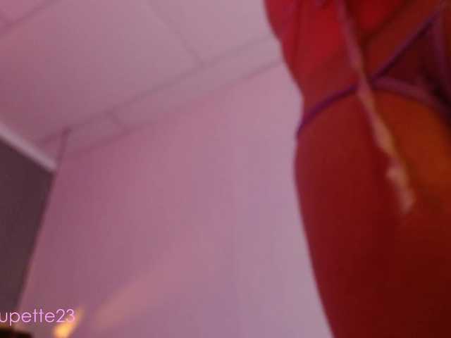 Lähettää kuvakaappauksia VenusGinger