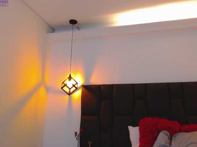 Lähettää kuvakaappauksia VickyWatson