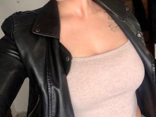 Eroottinen videokeskustelu VIKTORIAYb