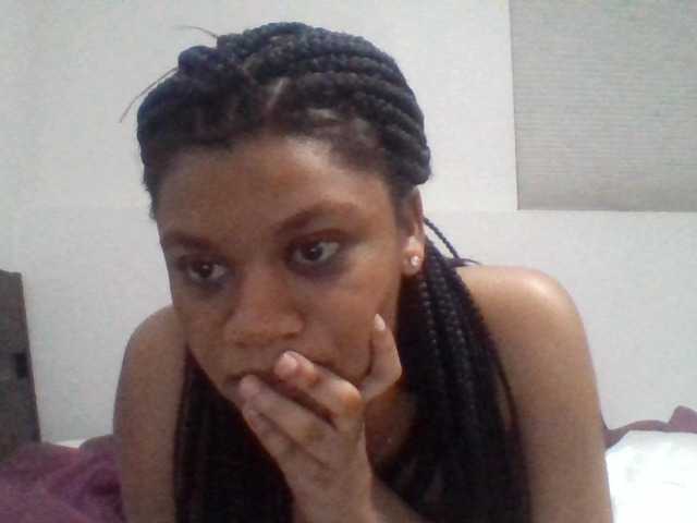 Lähettää kuvakaappauksia Violette88