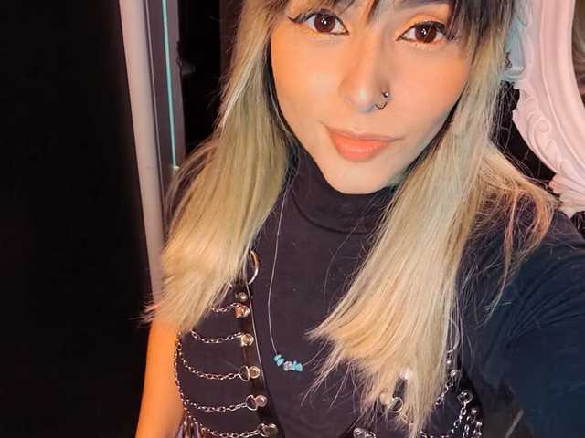 Kuva profiilista violettrd