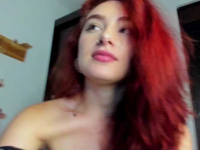 Kuvat violetwatson- Today I am very playful, do you want to come and try me! Goal: 1500 tokens