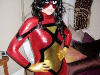 Eroottinen videokeskustelu VirginBitch