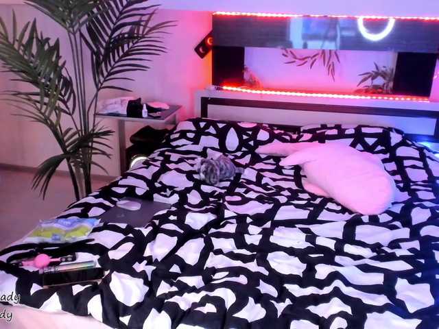 Lähettää kuvakaappauksia virtual_lady