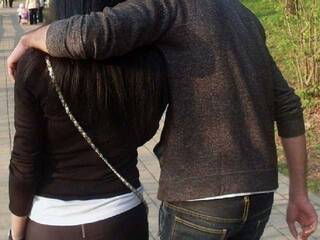 Eroottinen videokeskustelu ---V--