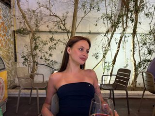 Eroottinen videokeskustelu VivienneLove