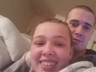 Eroottinen videokeskustelu CouchCouple7