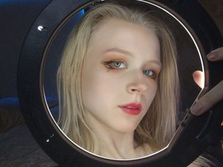 Eroottinen videokeskustelu White-snow