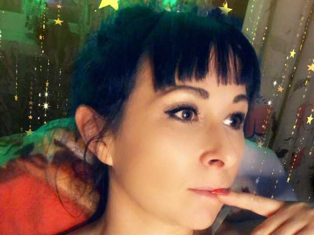 Kuva profiilista WhiteJane