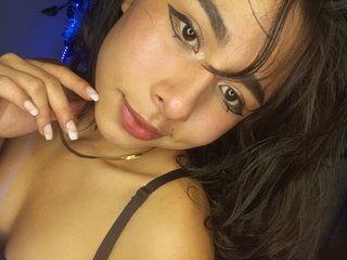 Eroottinen videokeskustelu Witchbunny