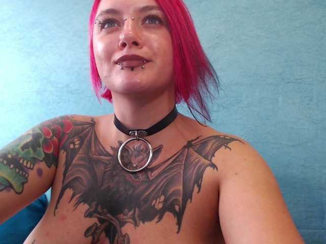 Lähettää kuvakaappauksia xExoticGirlx